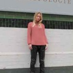 red knit thumbnail